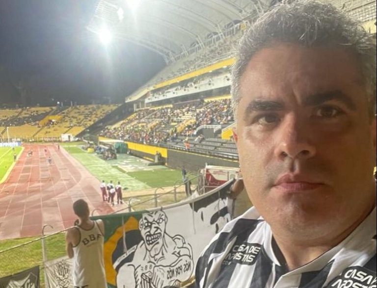 Operação da Polícia Civil prende ex-presidente do Santos