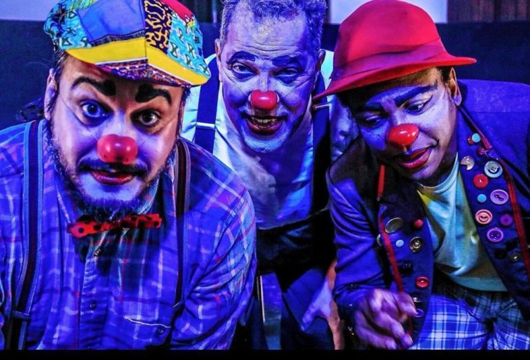 Domingo é dia de espetáculo gratuito de palhaços