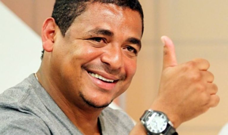 EXCLUSIVO: Vampeta conta como funciona o ambiente interno da seleção em uma Copa do Mundo