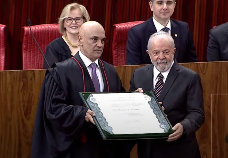 Lula e Alckmin são diplomados pelo TSE; Solenidade marca o fim do processo eleitoral