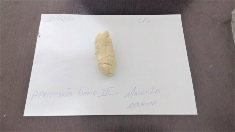 Mulher tenta entrar em penitenciária masculina de Ribeirão com droga escondida em parte íntima