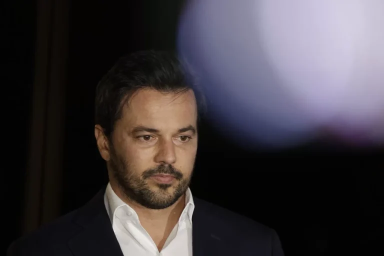 Fábio Faria é exonerado do Ministério das Comunicações