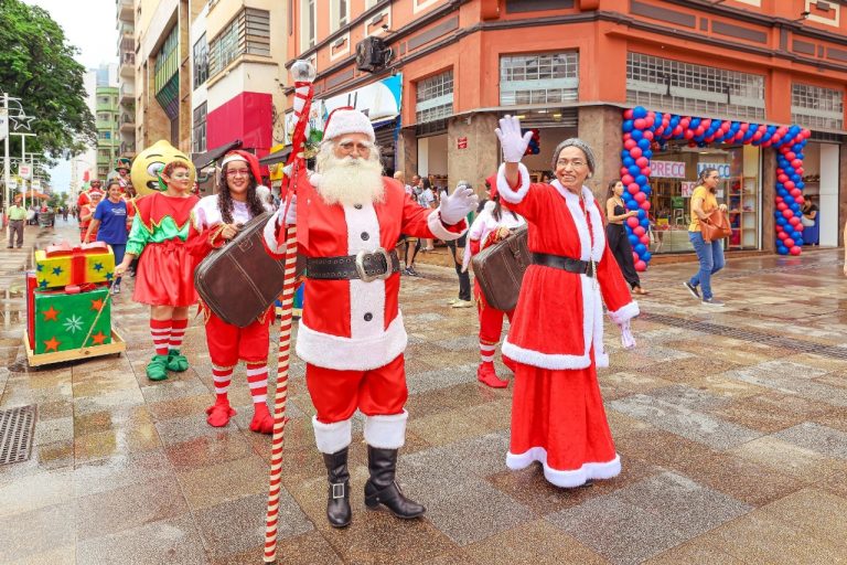 Papai Noel chega ao centro de Ribeirão Preto neste sábado