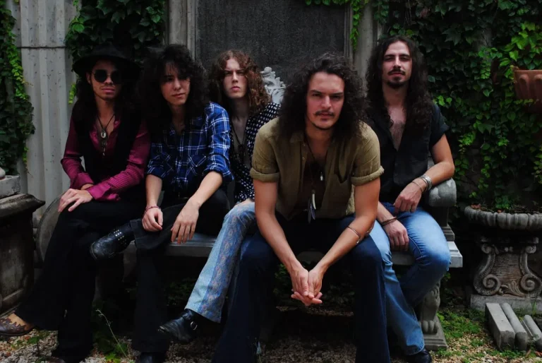 Red Water, banda de Ribeirão Preto abrirá show de Glenn Hughes em SP.