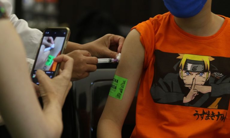 Polêmica: Pais são obrigados a vacinar crianças? O que diz a lei