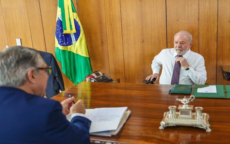 Durante primeira reunião ministerial, Lula afirma que “quem fizer errado será convidado a deixar o governo”