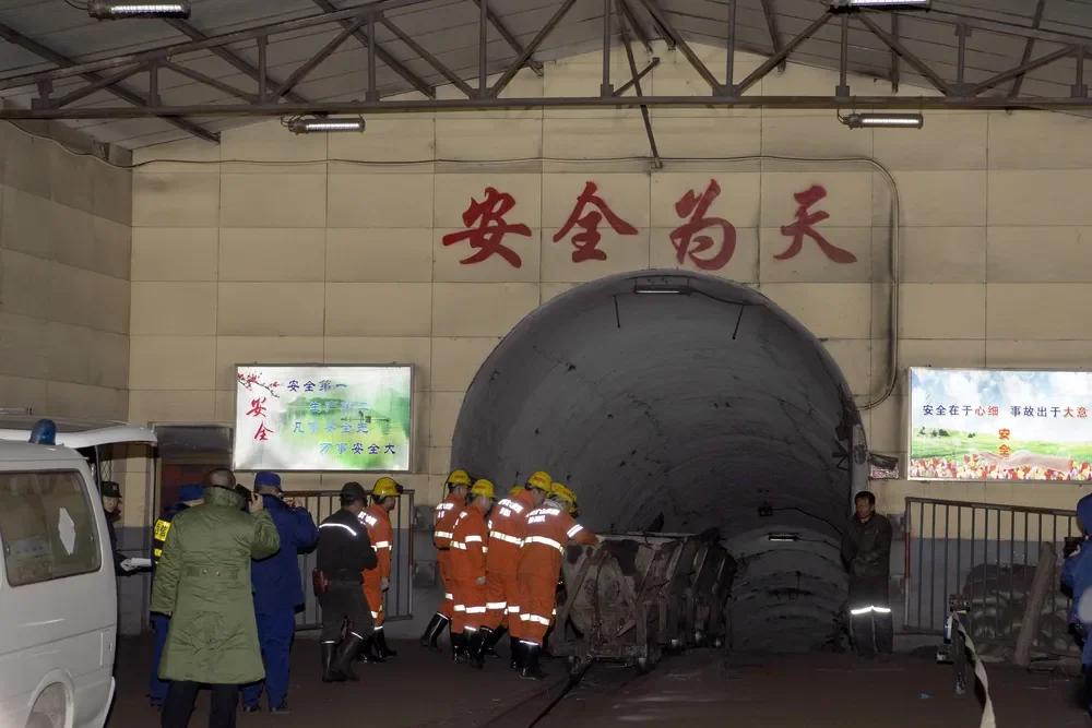 Acidente em mina de carvão na China deixa duas pessoas mortas e seis feridas
