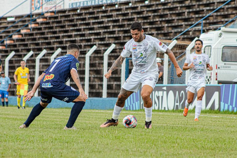 Há um ano sem vencer no Campeonato Paulista, Comercial empata em casa e termina a competição na lanterna