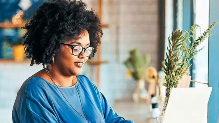 Empreendedores negros podem pedir até R$ 21 mil de crédito