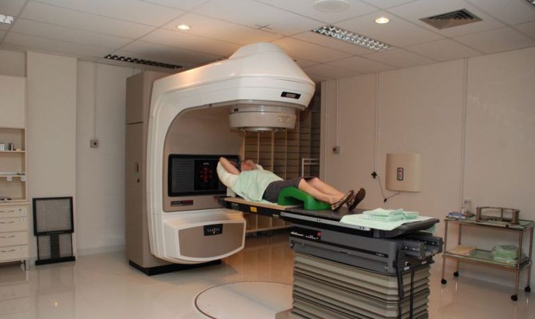 No Dia Mundial de Combate ao Câncer, saiba como diagnósticos e tratamentos já evoluíram