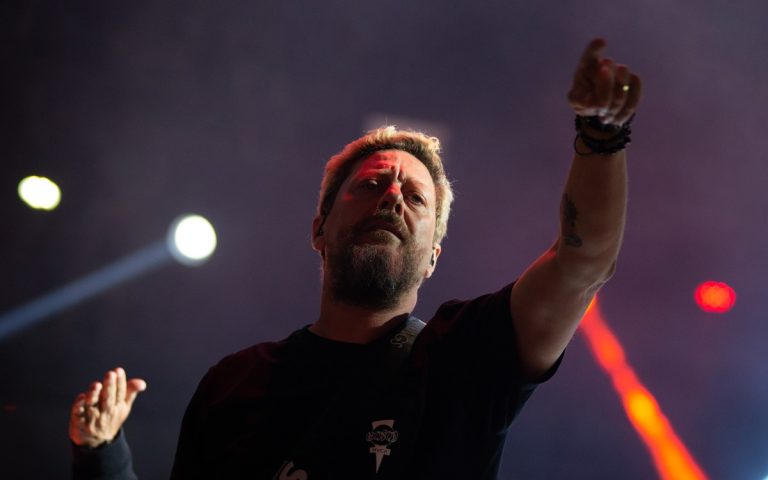 Velório do baixista Canisso será aberto ao público e acontece nesta quarta-feira (15)