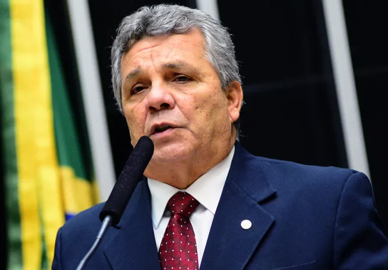 Fraga: “Bolsonaro não aceita muito opinião”