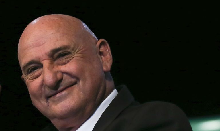 Ministro Gonçalves Dias pede demissão após vídeo em que aparece na invasão do Planalto