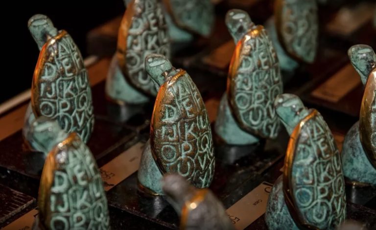 Jabuti cria categoria para autores estreantes e reduz valor do prêmio principal