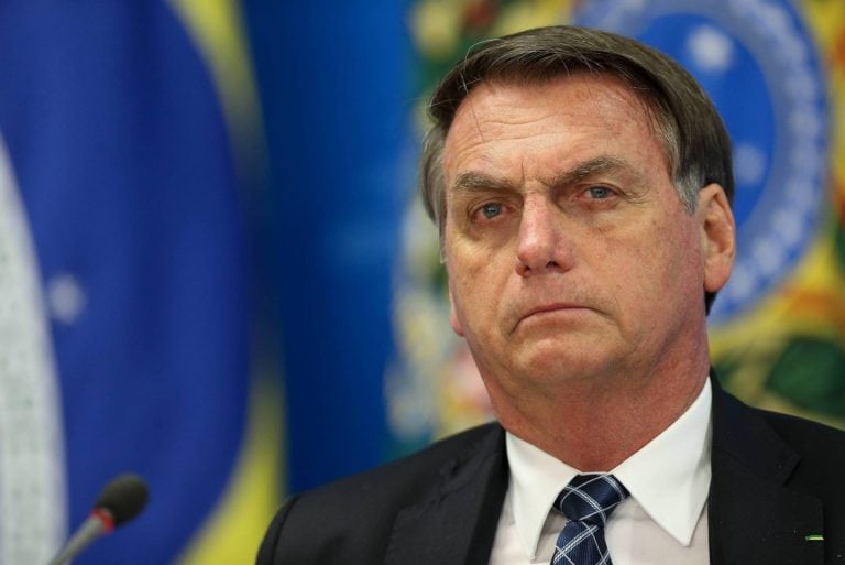 Bolsonaro sabia de fraude em cartão de vacinação, revela PF