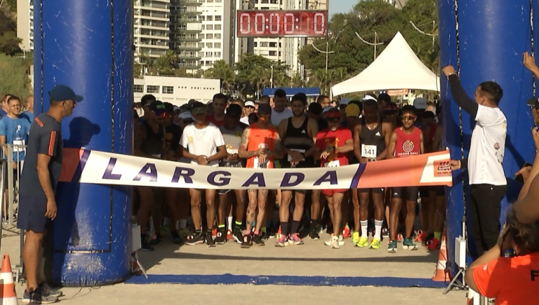 1ª corrida de rua do Instituto Charles Do Bronxs (ICB) aconteceu neste domingo