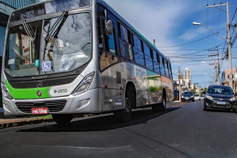 Linha especial de ônibus para o Ribeirão Rodeio Music