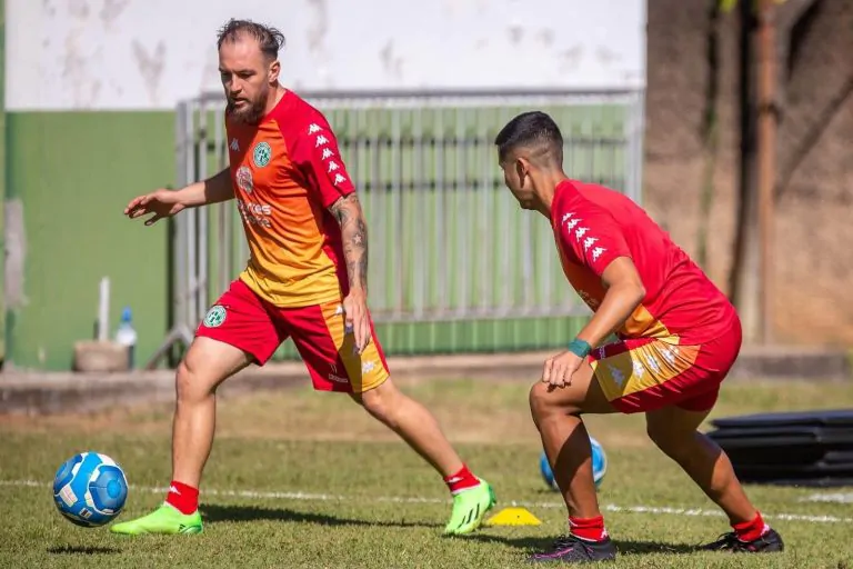 Neste domingo tem Tombense x Guarani com transmissão da Rádio Central