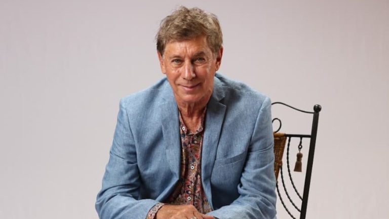 Flávio Venturini anuncia show no Teatro Pedro II.