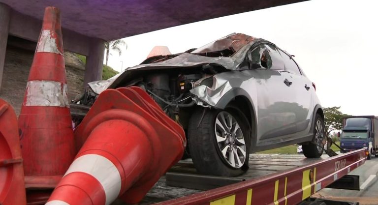 Homem morre e outro fica gravemente ferido em acidente na Dutra em São José dos Campos