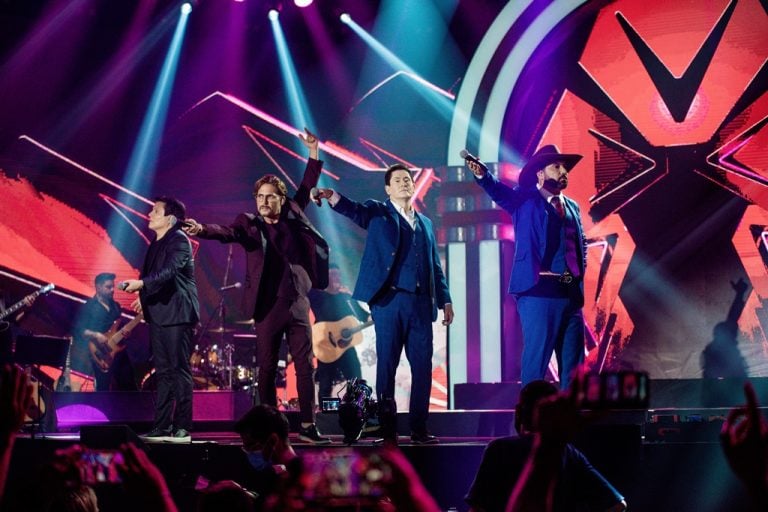 As duplas Edson & Hudson e Gian & Giovani trazem projeto Boate Azul nesta sexta, em Jaguariúna