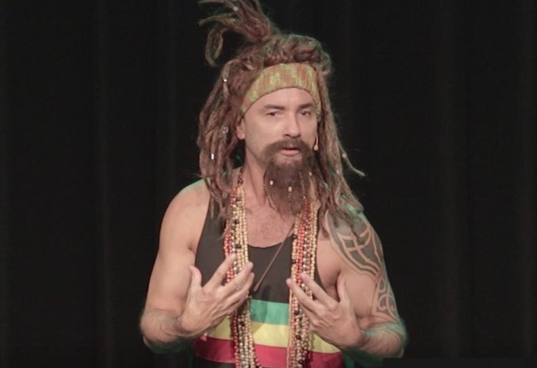 Marco Luque se apresenta neste final de semana no teatro do Iguatemi Campinas