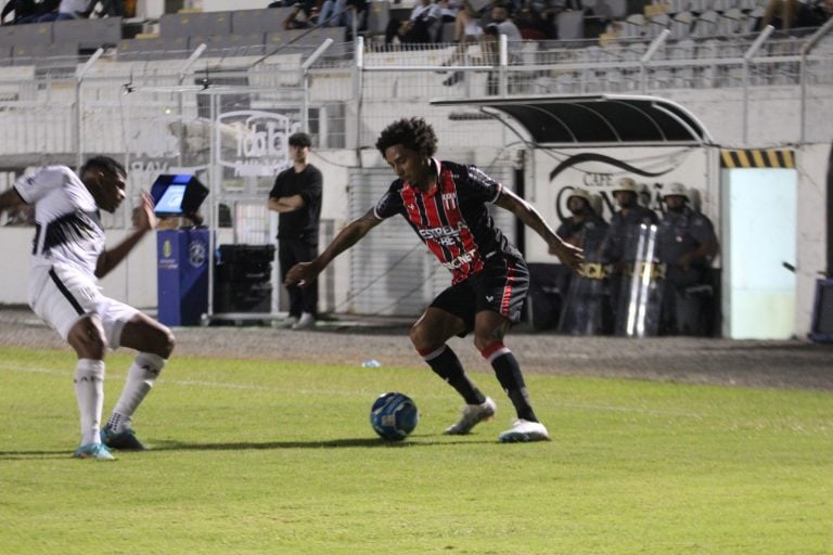 Ponte Vence Botafogo