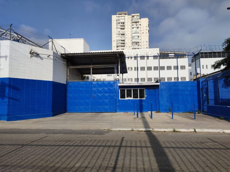 Funcionários da Fundação Casa mantém greve em SP