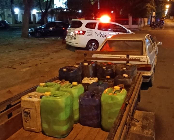 Três criminosos são presos pela PM por furto de óleo diesel