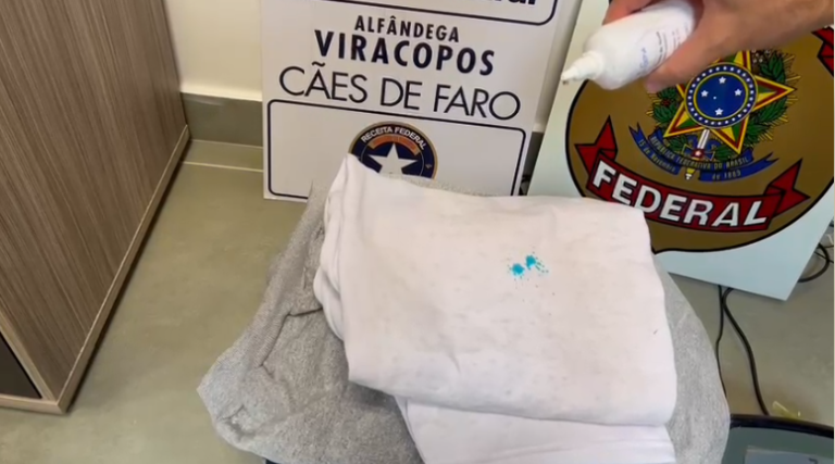 Homem é preso tentando levar drogas diluídas em roupas