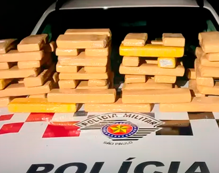 Seis pessoas foram presas em Taubaté com armas e drogas