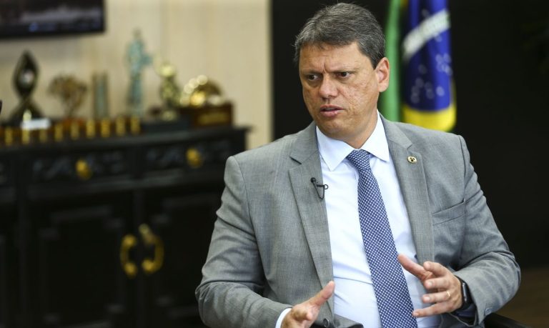 Salário mínimo de R$ 1.550 é aprovado em SP