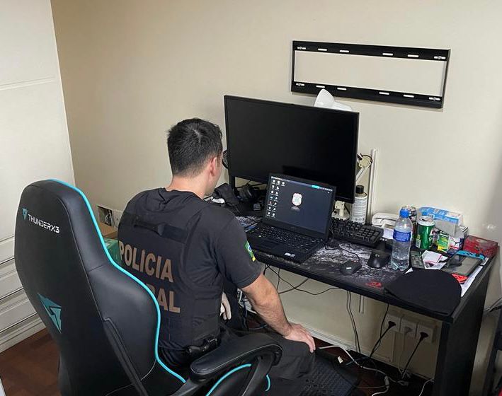 PF prende homem que se passava por menina para conseguir fotos íntimas de crianças