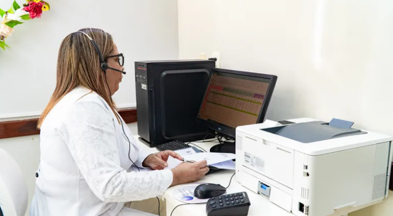 Bertioga lança programa de atendimento à distância às grávidas e puérperas