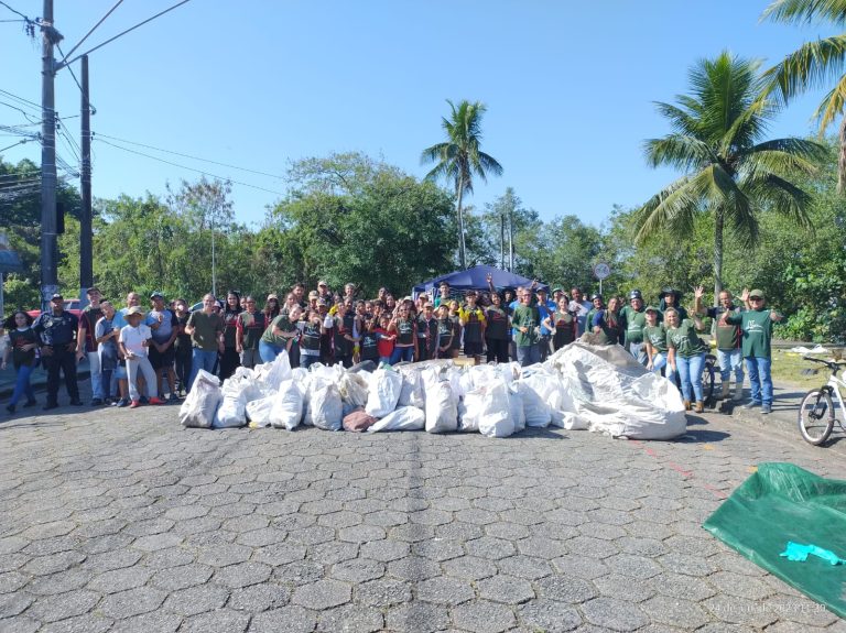 Projeto Guará Vermelho retira mais de 1,5 tonelada de resíduos durante ação em Cubatão