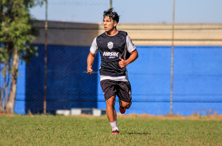 Comercial disputará Copinha na média com elenco jovem, apesar de alguns experientes