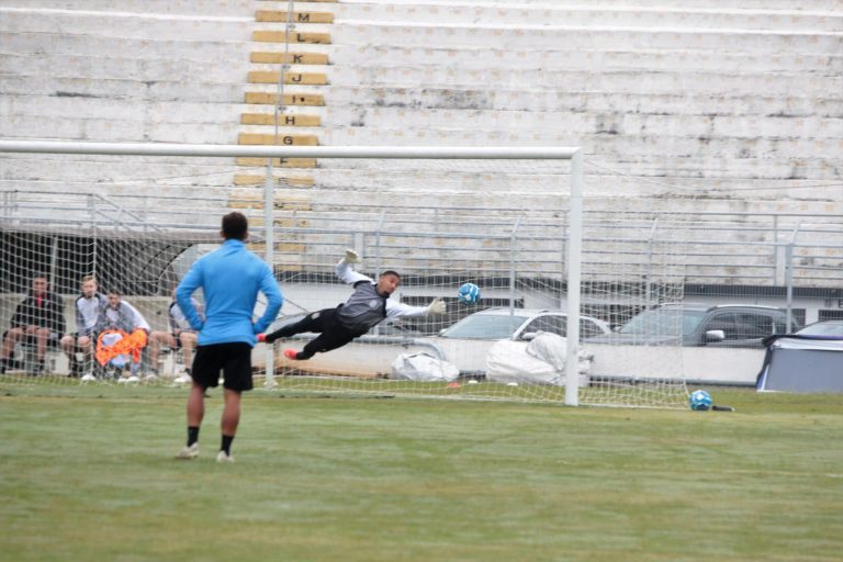 Ponte Preta treina visando o jogo de sexta-feira contra o Atlético GO fora de casa