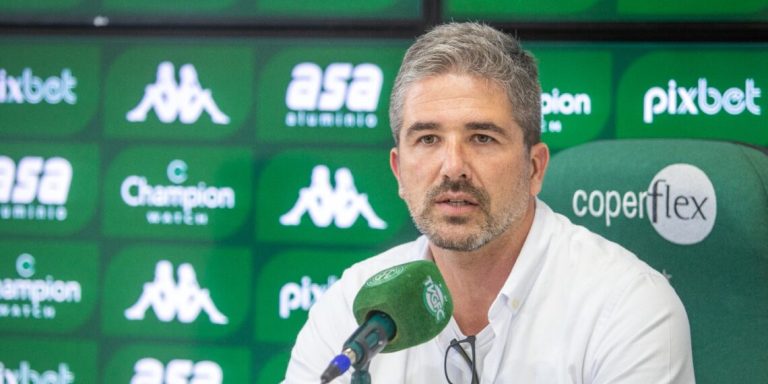 Guarani anuncia saída do superintendente de futebol Rodrigo Pastana