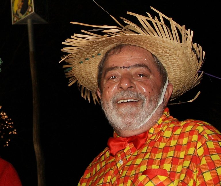PT fará festa junina com Lula e convites de até R$ 5 mil