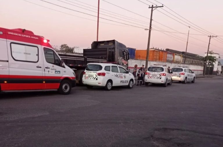 Bandidos morrem ao tentarem assaltar caminhoneiro em Santos