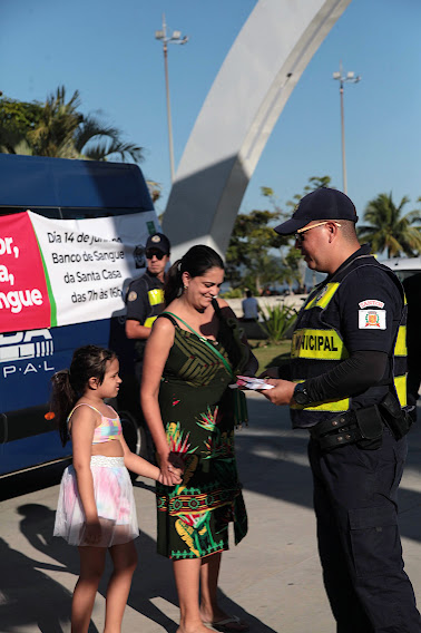Guarda de Santos estimula população a doar sangue