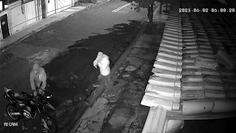 Moto é roubada por homens armados em Mogi Mirim