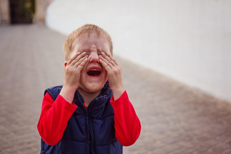 Birra: o que fazer? Bater não é o caminho; psicóloga explica