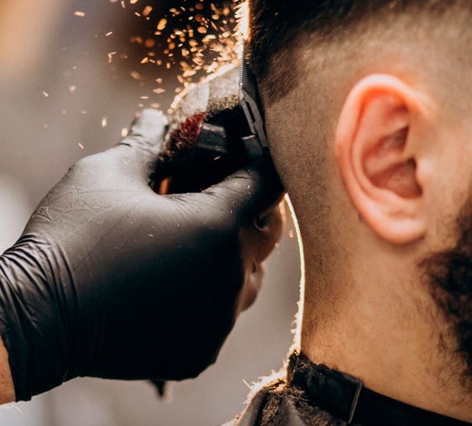 Cortes masculinos da moda 2023: saiba quais são e aposte neles