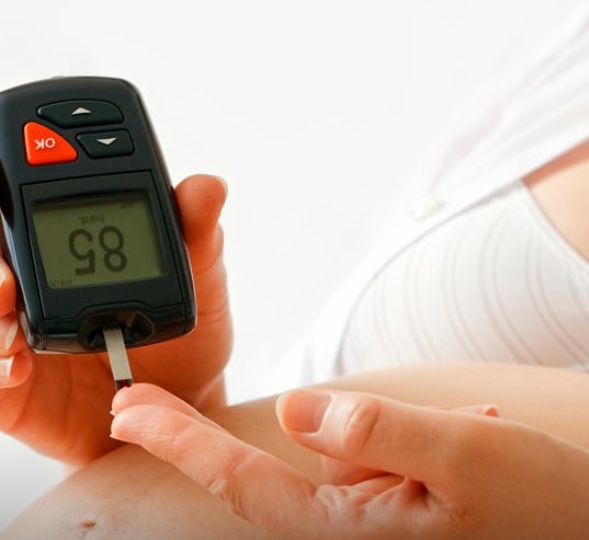 Diabetes e hipertensão na gestação: ginecologista explica como evitá-las