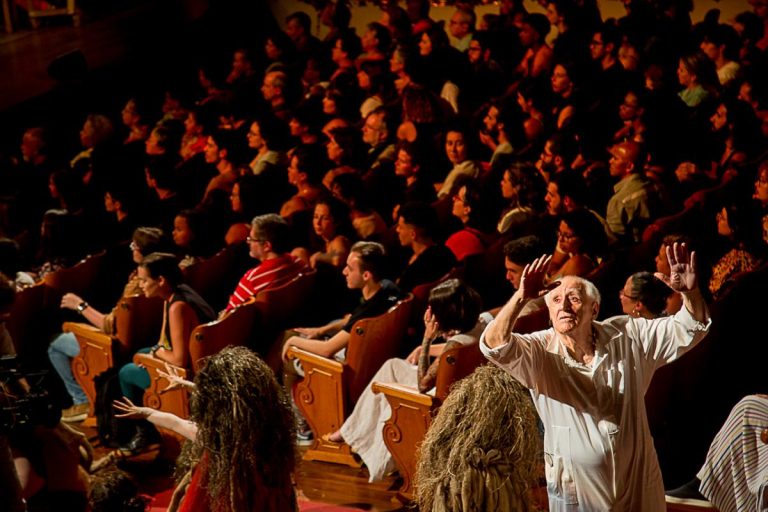 27º Fescete de Santos começa celebrando os coletivos
