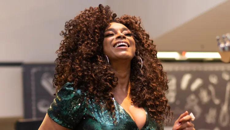 Paula Lima inaugura série de shows gratuitos no Shopping Parque da Cidade