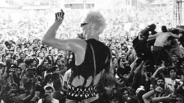 Supla faz show em Ribeirão Preto.