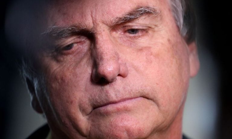 TSE forma maioria para tornar Bolsonaro inelegível por mentiras e ataques ao sistema eleitoral