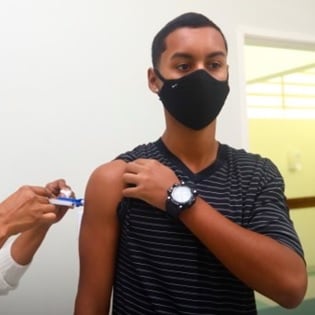 Vacinação contra meningite C ampliada em São José: doença deixa sequelas e pode matar